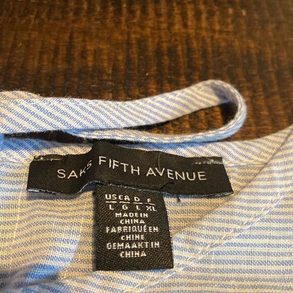 SAKS FIFTH AVENUE Blue & White Pinstripe Embroidered Sleeveless Top Size Large - Picture 2 of 6